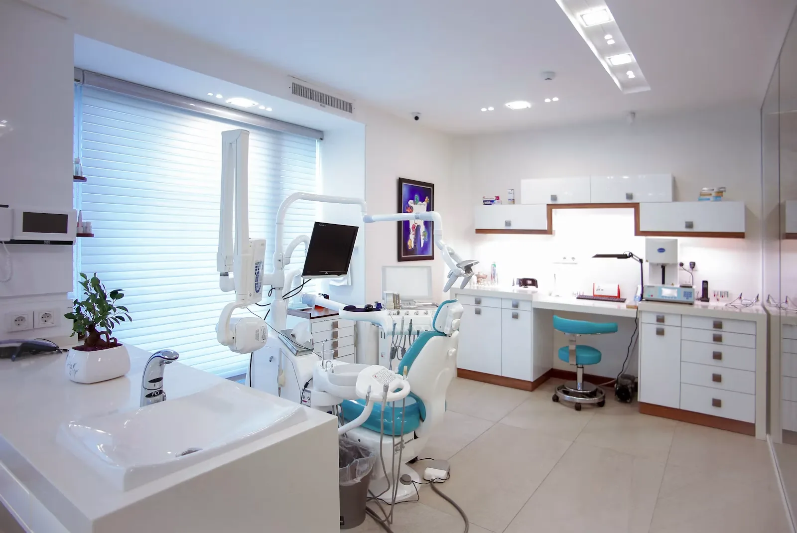 Dental SEO in 2027: The Complete Strategy to Rank Your Clinic and Fill the Chair