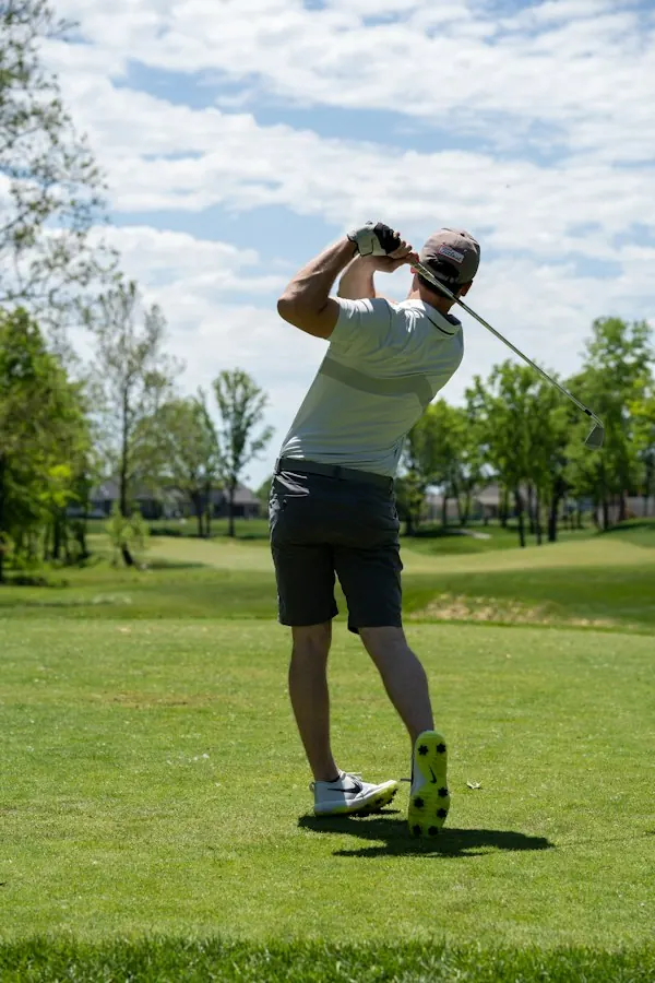 Golf practice and lessons
